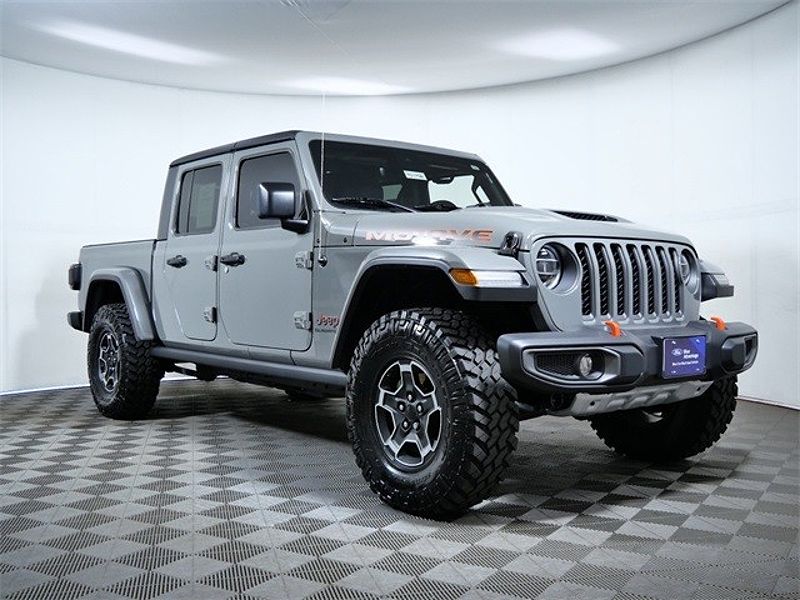 2021 Jeep Gladiator Mojave in the desert