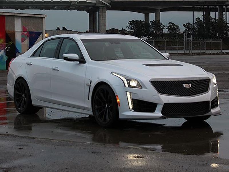 Luxurious interior of the 2016 Cadillac CTS-V